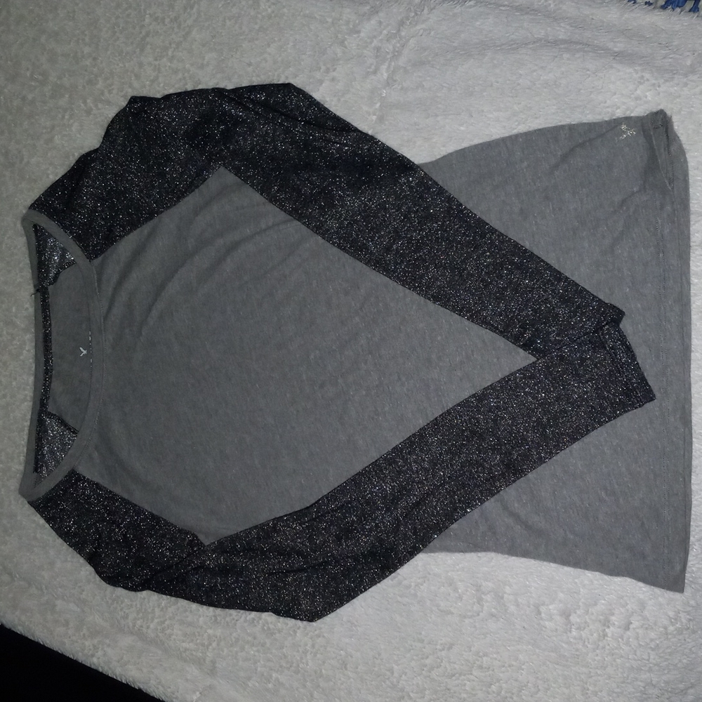 AEO: grey and black ultimate tee with sparkly sleeves
